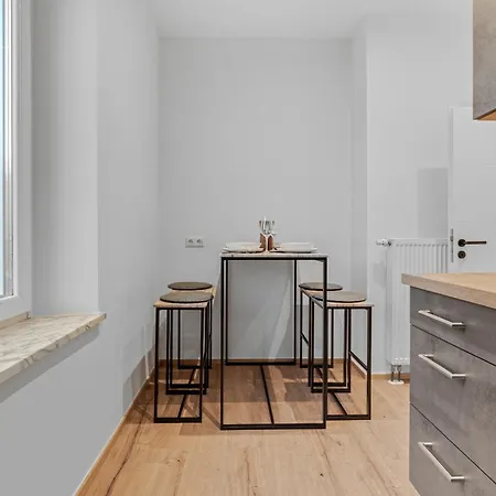 Frisch Renovierte - Zentral/ruhig/modern Appartement Augsburg